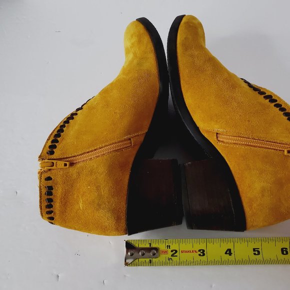BUENO Genuine Leather Suede Mustard Yellow Boho Booties - Picture 11 of 11